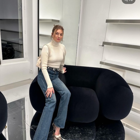 aritzia wilfred free tamu long-sleeve ribbed texture turtleneck - cream, size s - Picture 2 of 9